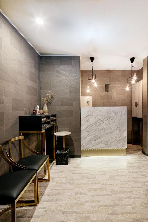 The Barn Tokyo Hotel Екстериор снимка